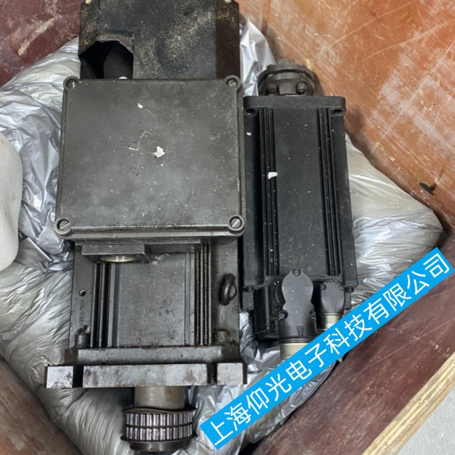 五指山力士樂(lè)伺服電機(jī)MDD112D-L-015-N2L-130PB2報(bào)警F6140維修